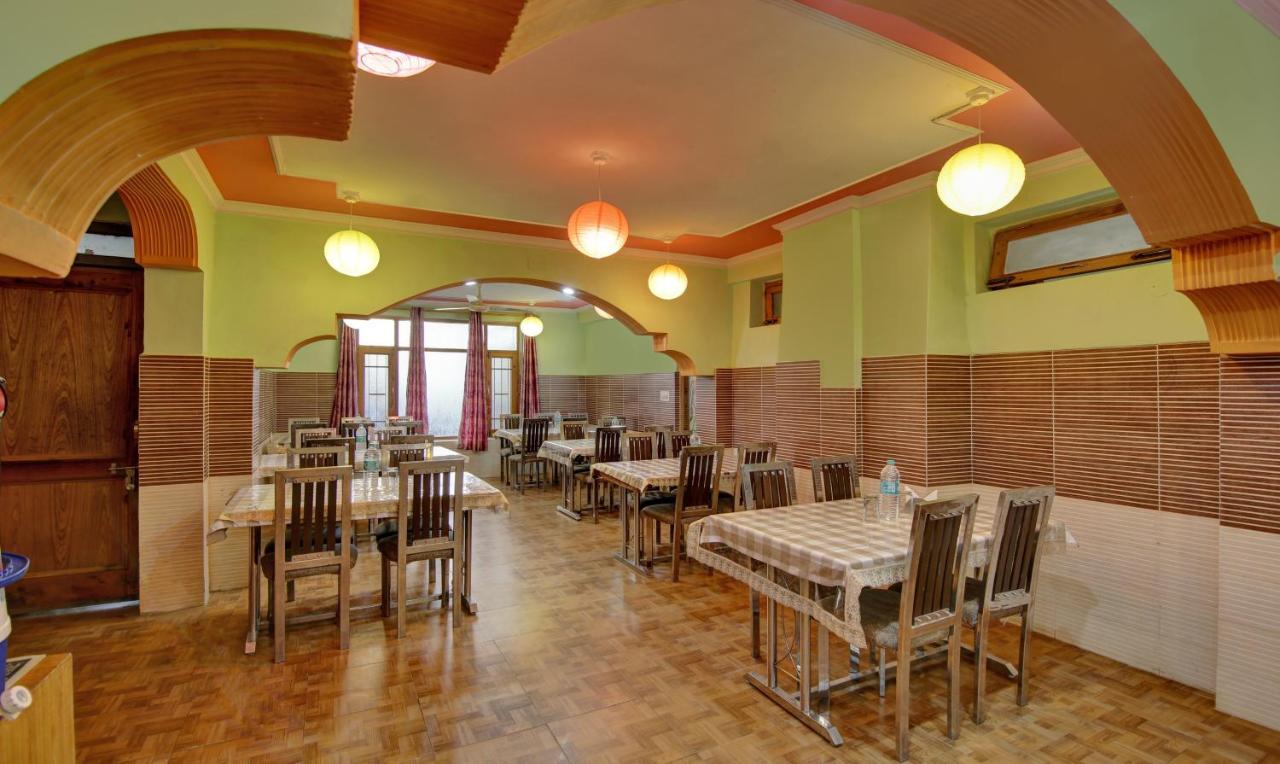 Chichoga Holiday Inn Manāli Extérieur photo