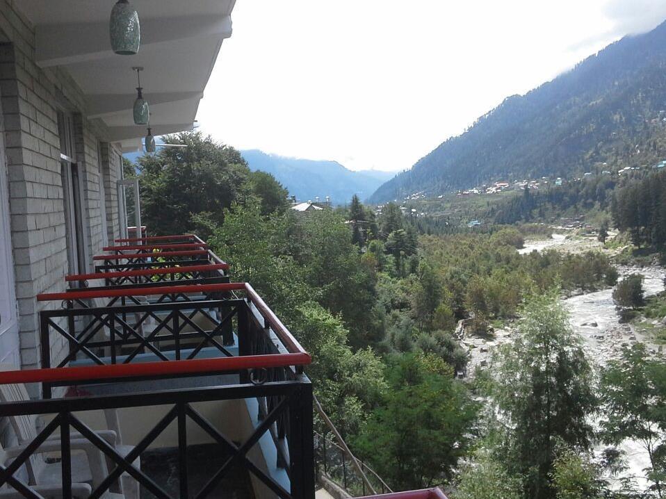 Chichoga Holiday Inn Manāli Extérieur photo